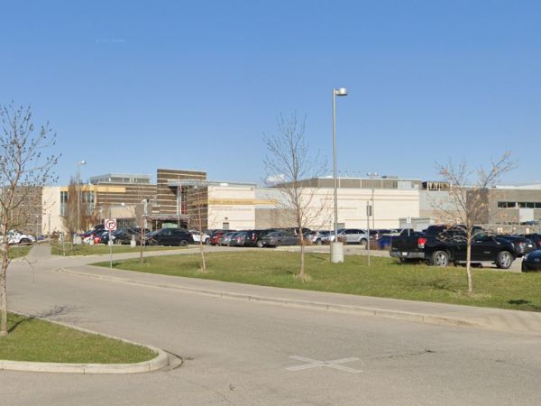 Robert Thirsk High School (10-12, Public)